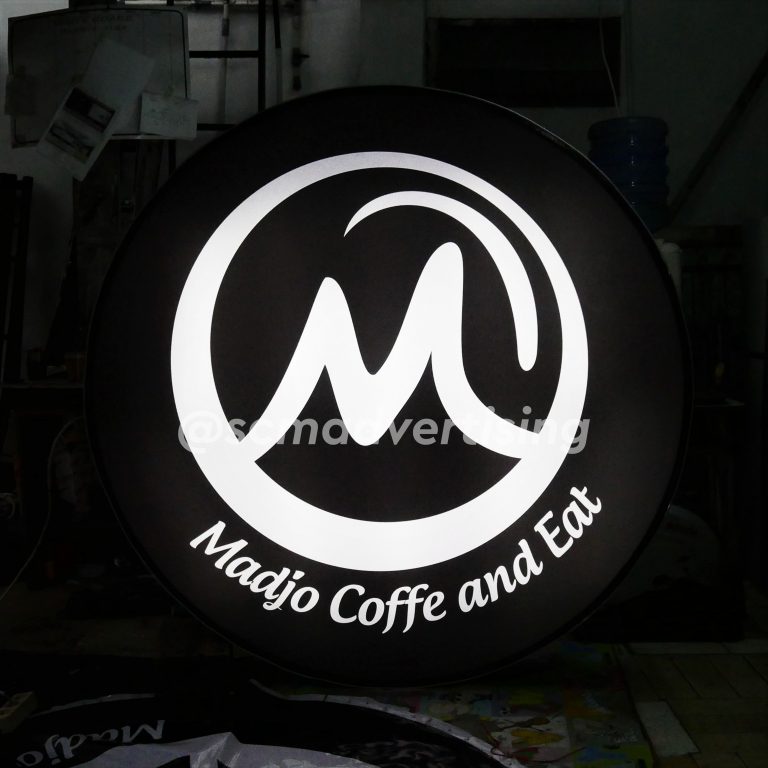 Bikin Neon Box Cafe Jogja
